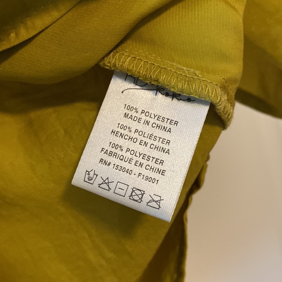 Chartreuse tie blouse - Picture 4 of 6